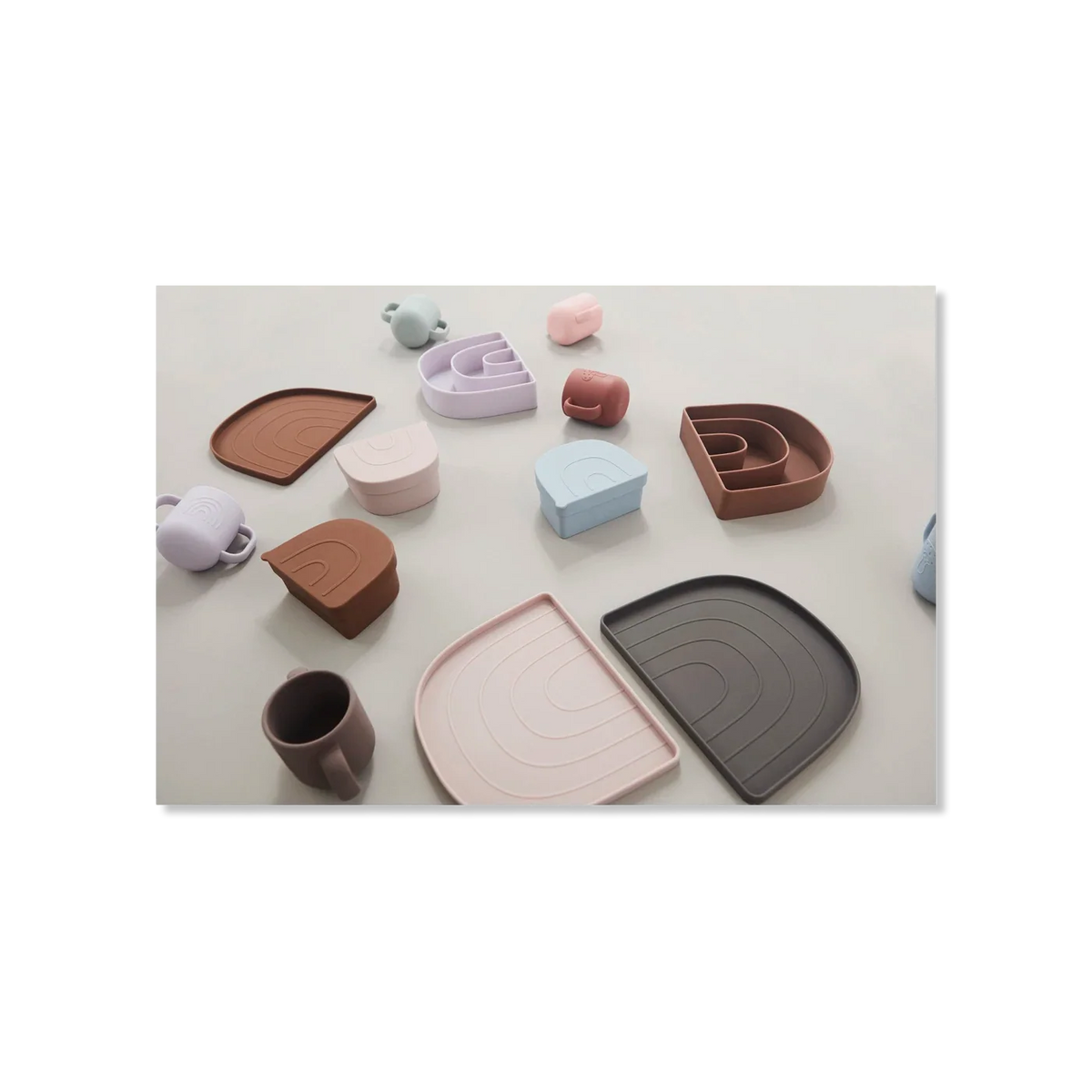 Rainbow kids tableware