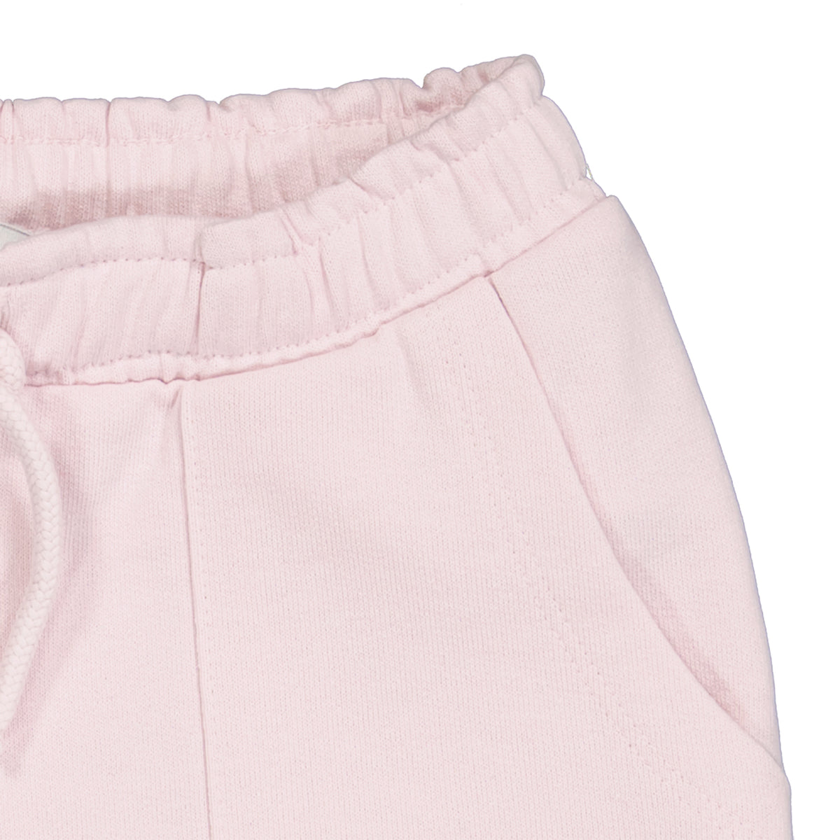 NKFHIKKA shorts