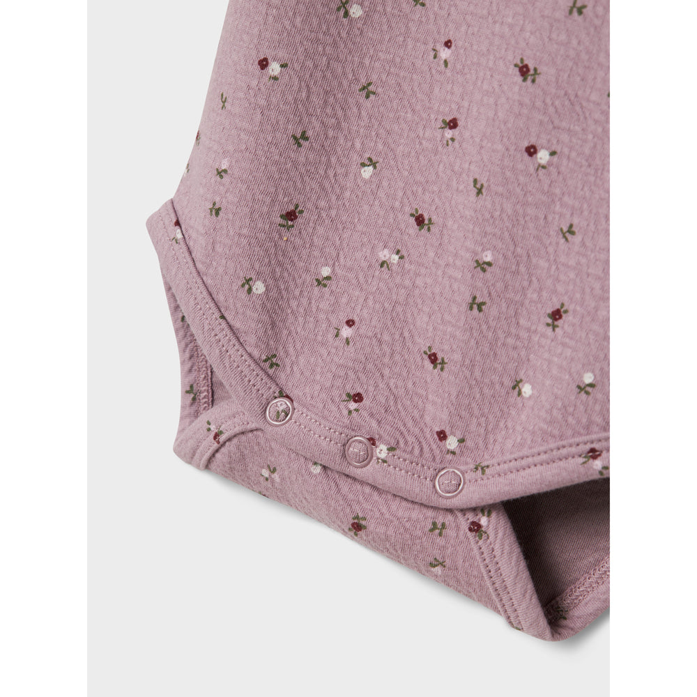 Nbftusia summer suit